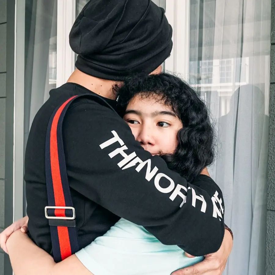 9 Momen pertemuan Anji dengan keluarga Sheila Marcia, lepas rindu