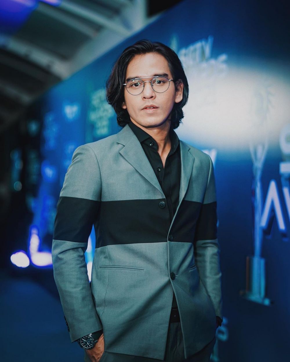 Gaya 7 seleb pemenang SCTV Awards 2021, glamor dan menawan