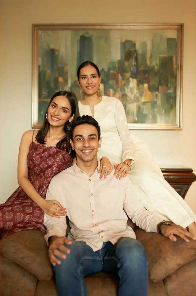 Jarang terekspos, potret 9 mantan ratu kecantikan India bareng saudara