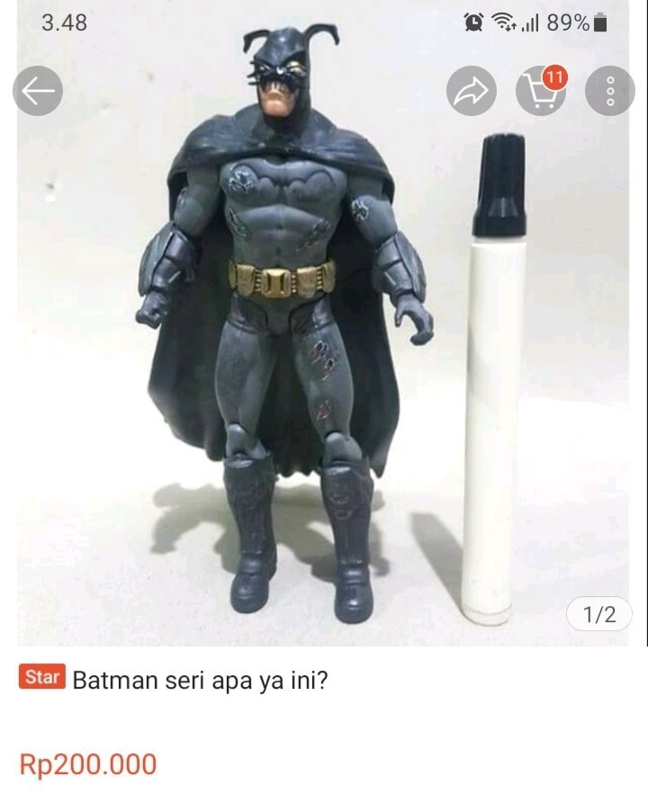 9 Potret absurd action figure Batman ini bentuknya bikin ngakak