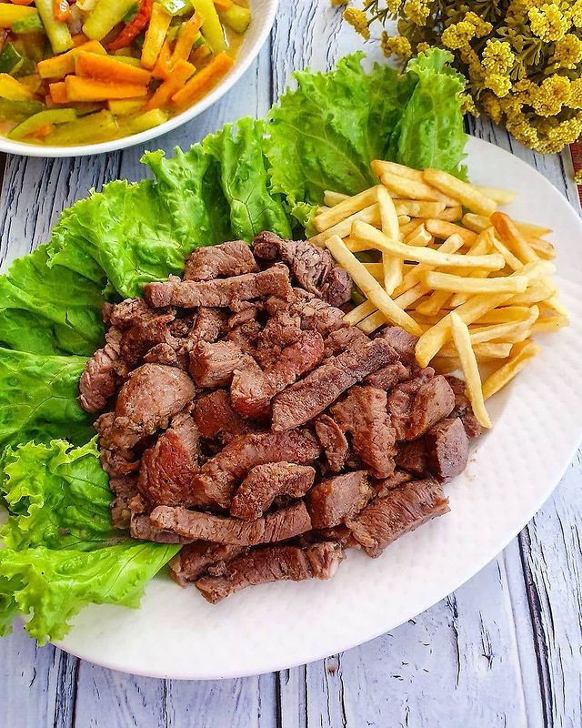 11 Cara membuat steak daging ala restoran, enak dan antialot