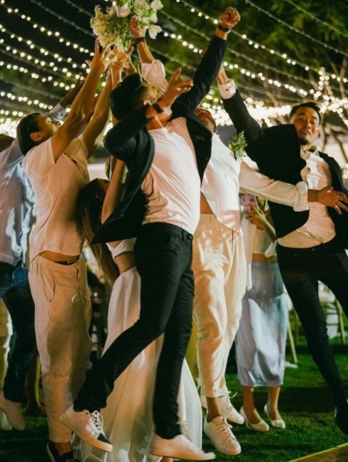 Baru diungkap, ini 9 momen resepsi Miller Khan dan Farina di Bali