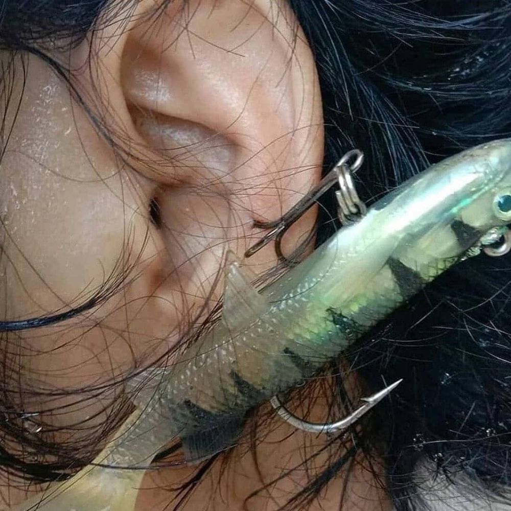 11 Momen lucu ibu-ibu pakai barang seadanya ini bikin heran