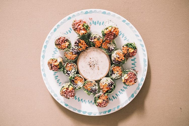 7 Trik plating ala Awkarin, makan di rumah serasa di restoran