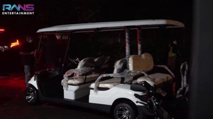 5 Seleb terima kado mobil mewah dari sahabatnya, Ria Ricis dapat BMW