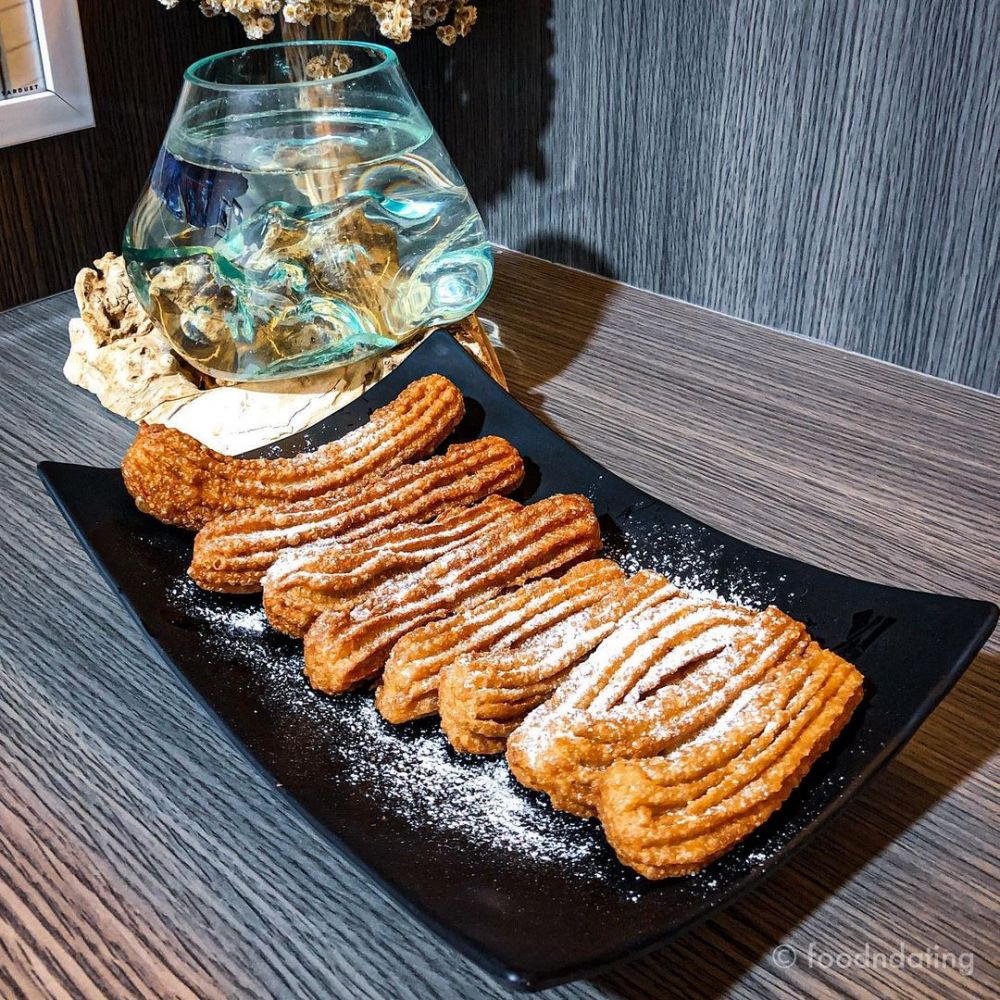 9 Cara membuat kreasi churros cokelat, renyah dan mudah dibuat