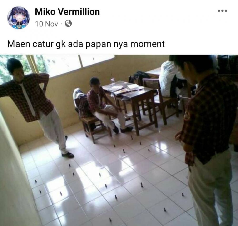 11 Benda nyeleneh di ruang kelas ini bikin yang lihat bingung