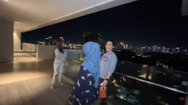 11 Potret apartemen Ria Ricis dan Teuku Ryan, viewnya indah