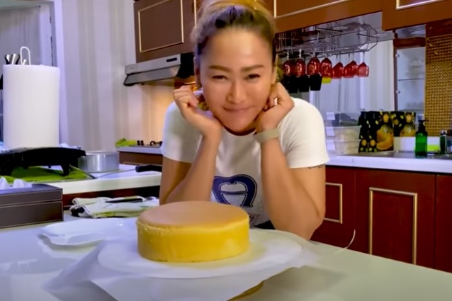 Jago masak hingga bikin kue, ini 11 inspirasi dessert Inul Daratista