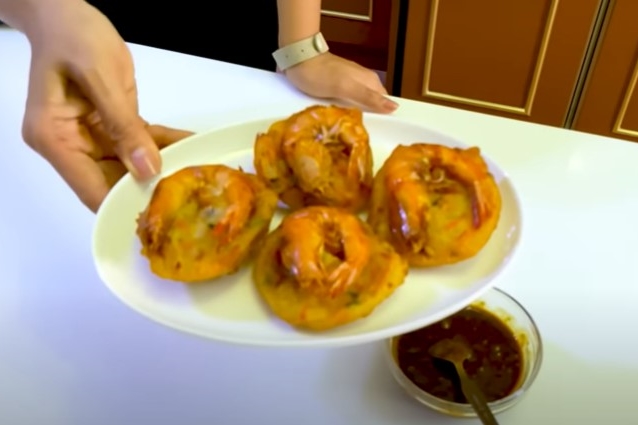 Jago masak hingga bikin kue, ini 11 inspirasi dessert Inul Daratista