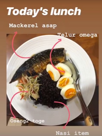 13 Pola makan Sabrina Chairunnisa saat diet, bikin langsing dan bugar