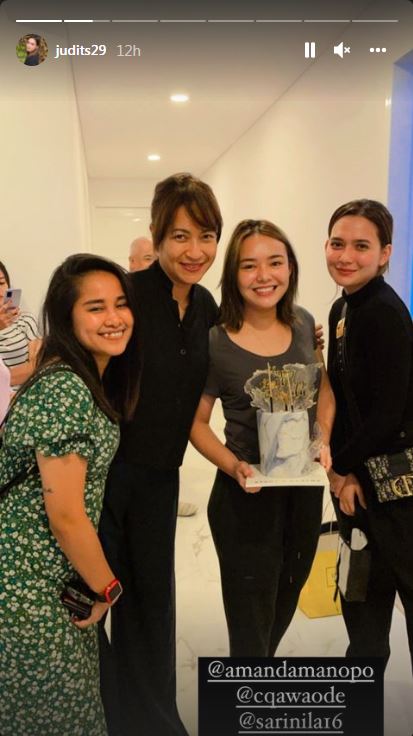 Dapat banyak kejutan, intip 9 Potret kue ultah Amanda Manopo ke-22