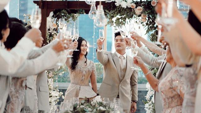 Lamaran mewah 11 seleb Indonesia, Vidi Aldiano bak pernikahan