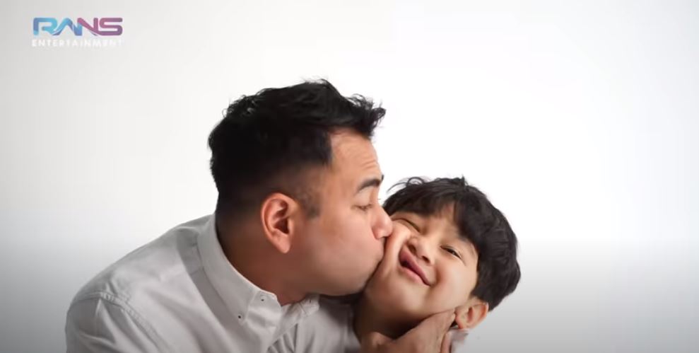 Kini hadir Rayyanza, begini 11 pemotretan terbaru keluarga Raffi Ahmad