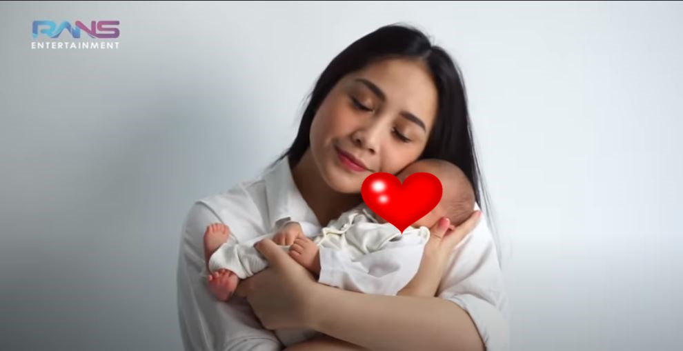 Kini hadir Rayyanza, begini 11 pemotretan terbaru keluarga Raffi Ahmad