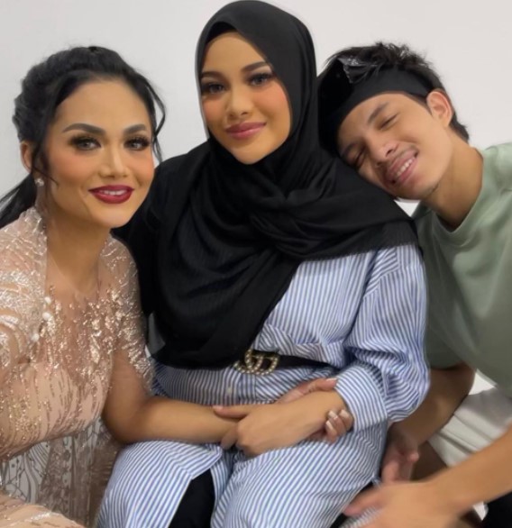 13 Momen Krisdayanti dampingi Aurel selama hamil, temani cek kandungan