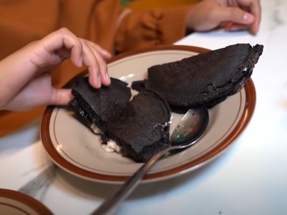 10 Kreasi makanan manis buatan Ria Ricis, mudah dan simpel