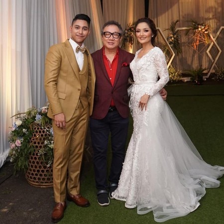 Potret busana nikah 11 pedangdut, Danang DA terinspirasi Rama-Shinta