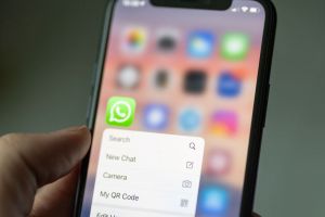 3 Fakta bug WhatsApp iOS 15 Desember 2021, picu crash pada aplikasi