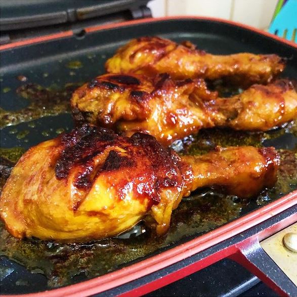 11 Cara membuat ayam bakar teflon, enak dan bumbu meresap sempurna