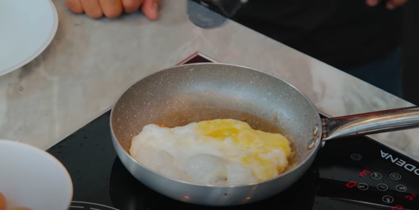 9 Masakan Raditya Dika ini praktis, cocok buat anak kos