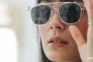 Bukan cuma bikin kece, kacamata hitam punya 4 manfaat bagi kesehatan