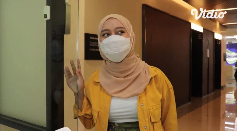 Lesty Kejora bisnis kosmetik, ini 11 potret kantor & laboratorium-nya