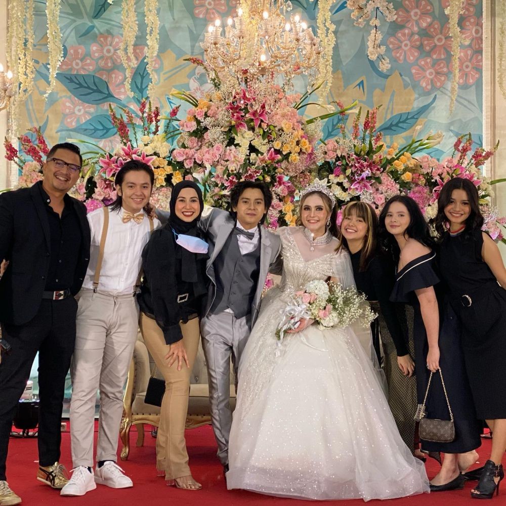 11 Momen pernikahan Arnold Leonard, jadi reuni Mermaid In Love