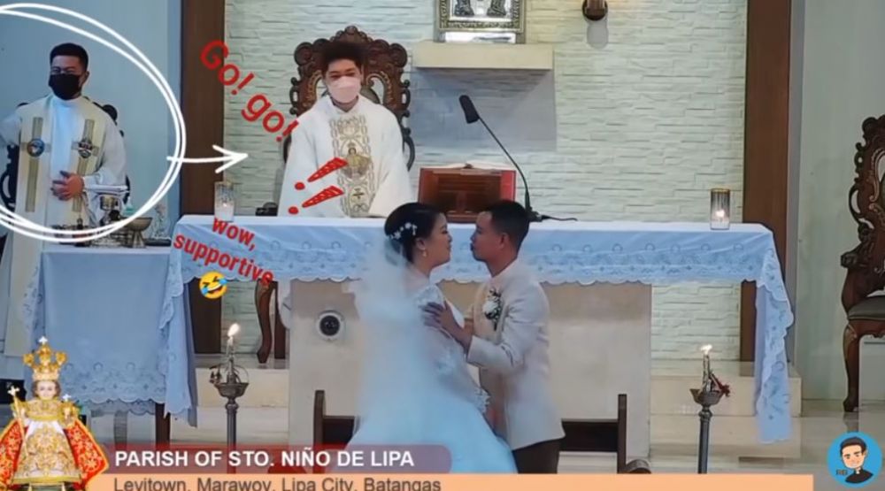 Momen pastor menikahkan mantan pacar dengan pria lain, canggung banget