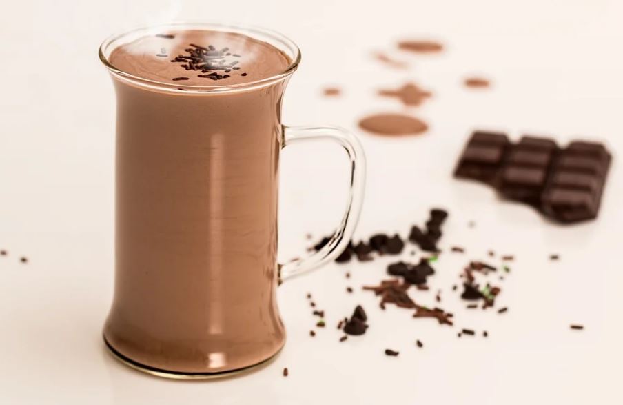 10 Minuman ini perlu dihindari saat haid, biar nggak tambah nyeri