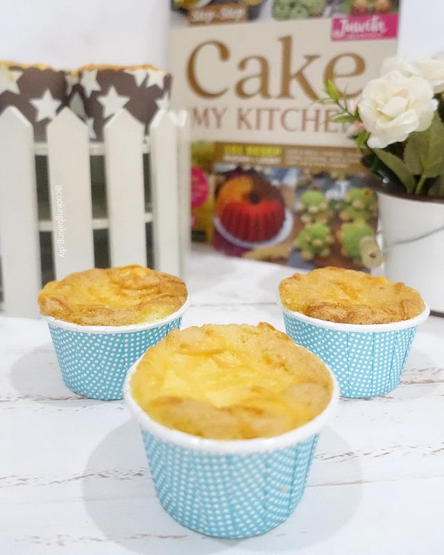11 Cara membuat cup cake rasa keju, lezat, empuk, dan antigagal
