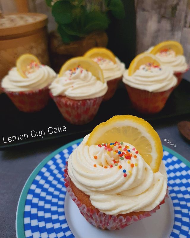11 Cara membuat cup cake rasa keju, lezat, empuk, dan antigagal
