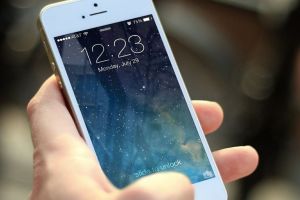 Cara mengganti nama smartphone Android dan iPhone, cepat dan antiribet