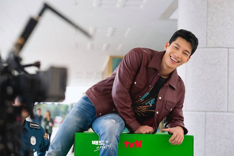 Tayang perdana, ini 11 potret para pemain drama Korea Bad and Crazy