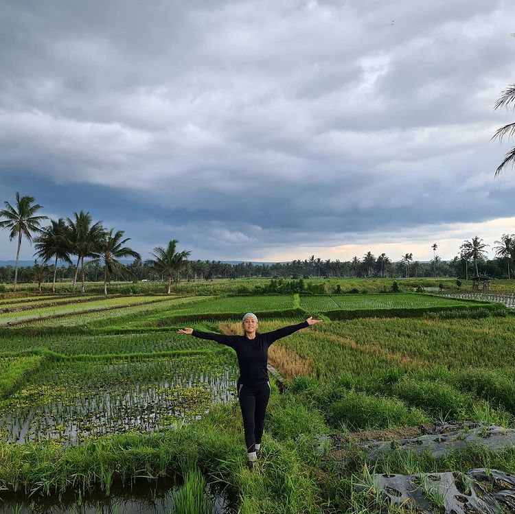 9 Pola makan ini bikin Meriam Bellina langsing dan awet muda