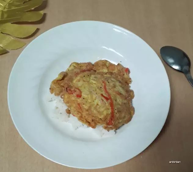 13 Cara membuat omelet mie, enak, gurih, dan praktis