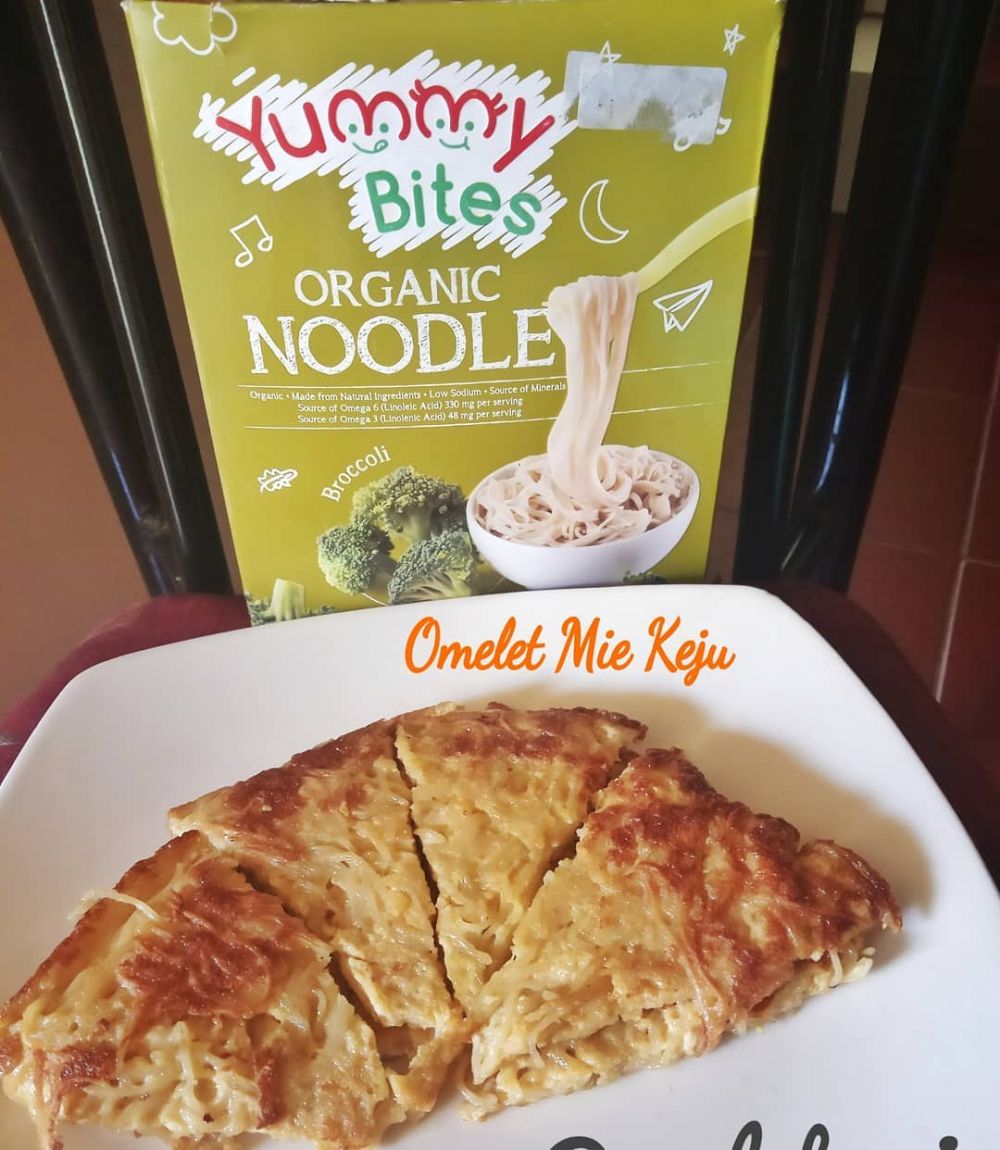 13 Cara membuat omelet mie, enak, gurih, dan praktis