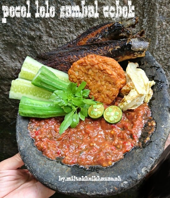 11 Cara membuat aneka pecel lele, sederhana dan menggugah selera