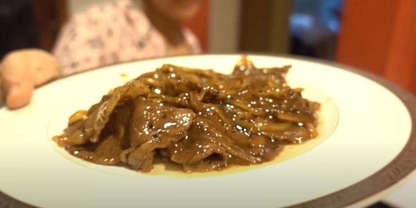 13 Langkah Maia Estianty masak daging sapi, empuk dan bumbunya meresap