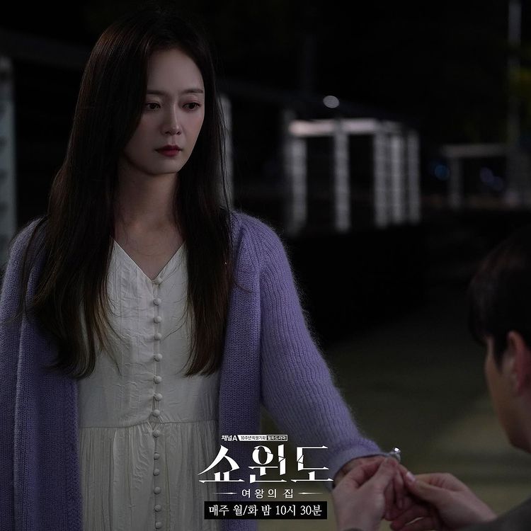 11 Fakta Show Window: The Queen's House, Jeon So-min jadi pelakor