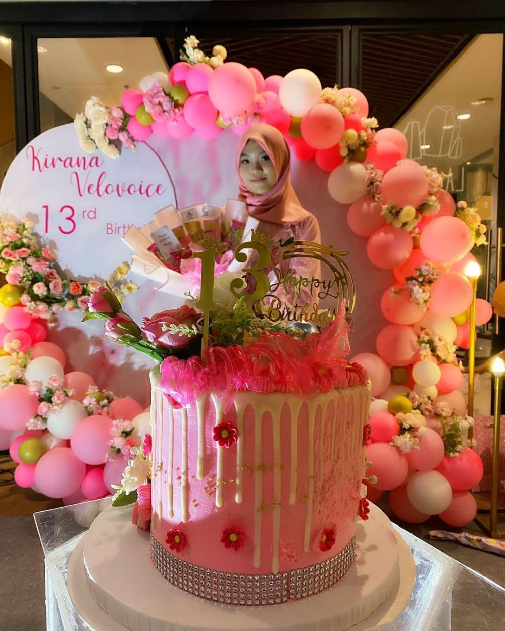 Andika Mahesa rayakan ultah anak bareng mantan istri, ini 11 momennya