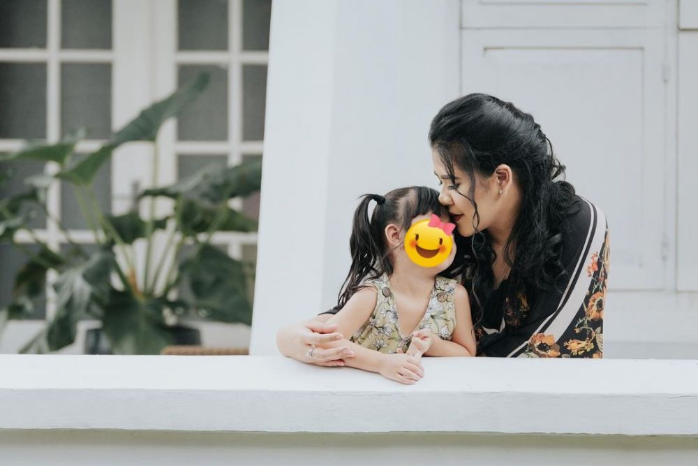 9 Momen pemotretan terbaru Kahiyang Ayu, gayanya dipuji kian anggun