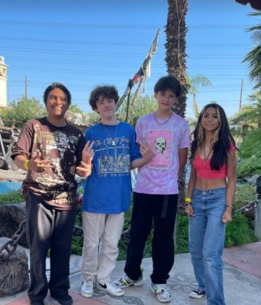 11 Potret terbaru Arman anak Farah Quinn, sudah remaja & punya pacar