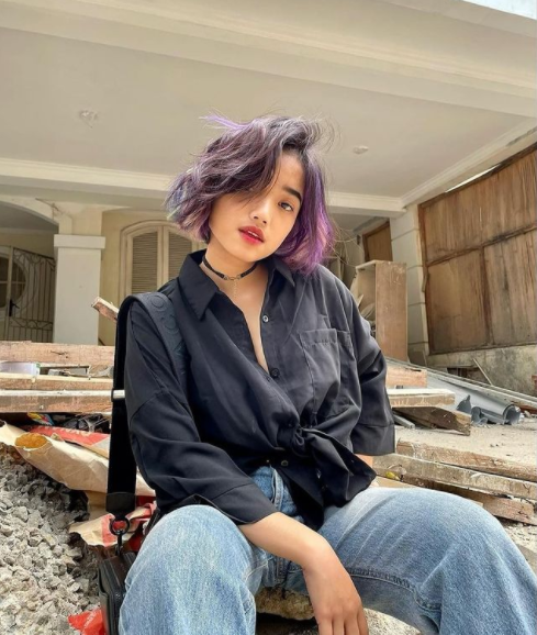 11 Cara mix and match Fuji, bikin tubuh mungil terlihat lebih tinggi