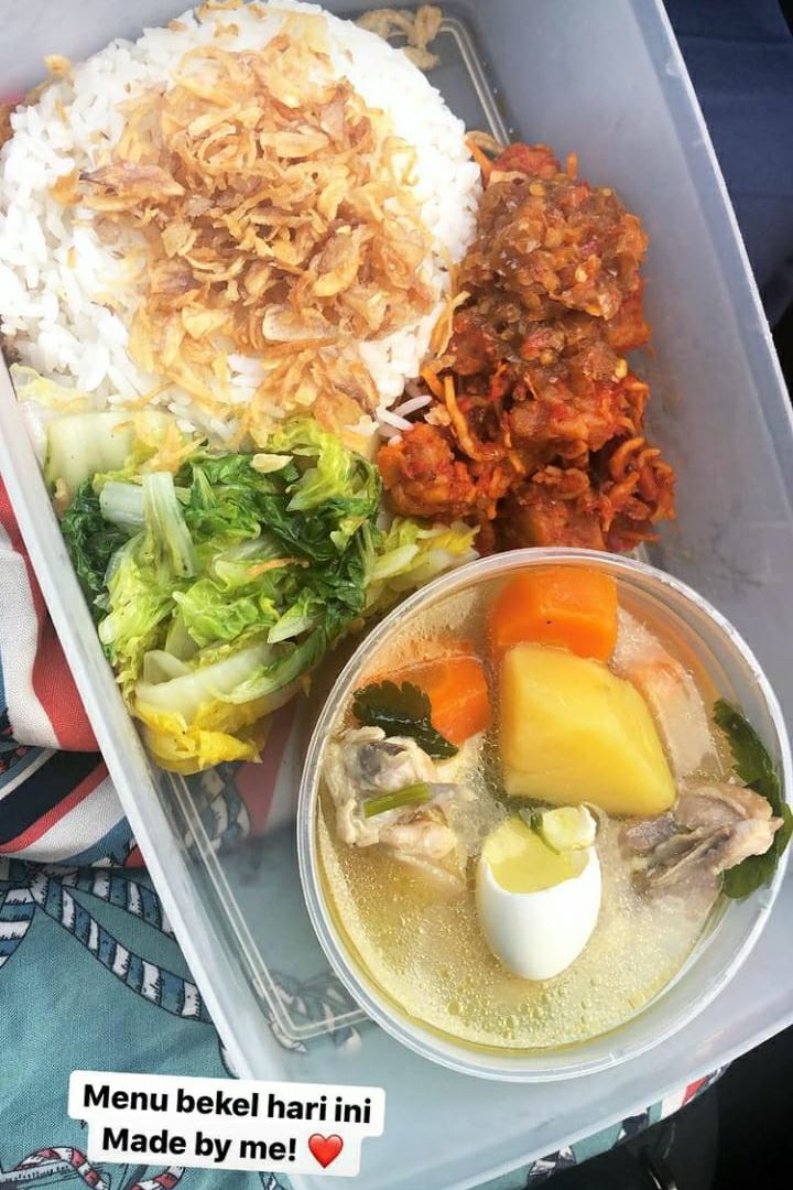 11 Masakan rumahan ala Vebby Palwinta, sederhana khas Nusantara