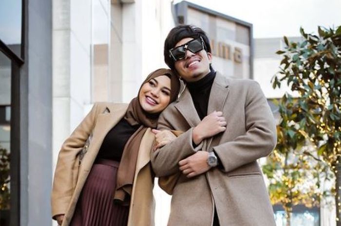 7 Gaya Aurel Hermansyah liburan di Turki, stylish dengan perut buncit