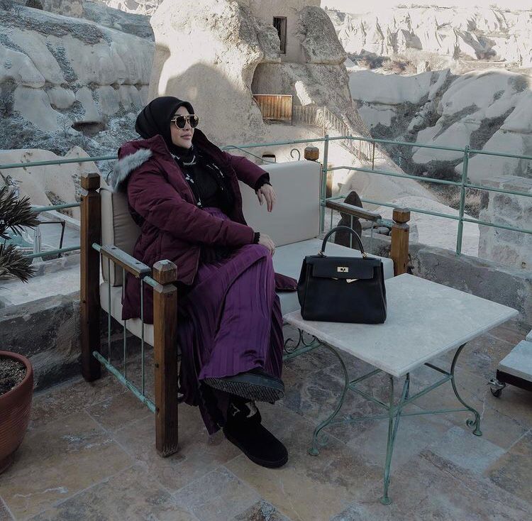7 Gaya Aurel Hermansyah liburan di Turki, stylish dengan perut buncit