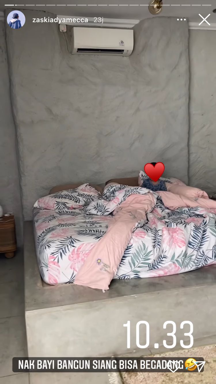 Cuma berdinding semen, 7 potret kamar tidur Zaskia Mecca usai renovasi