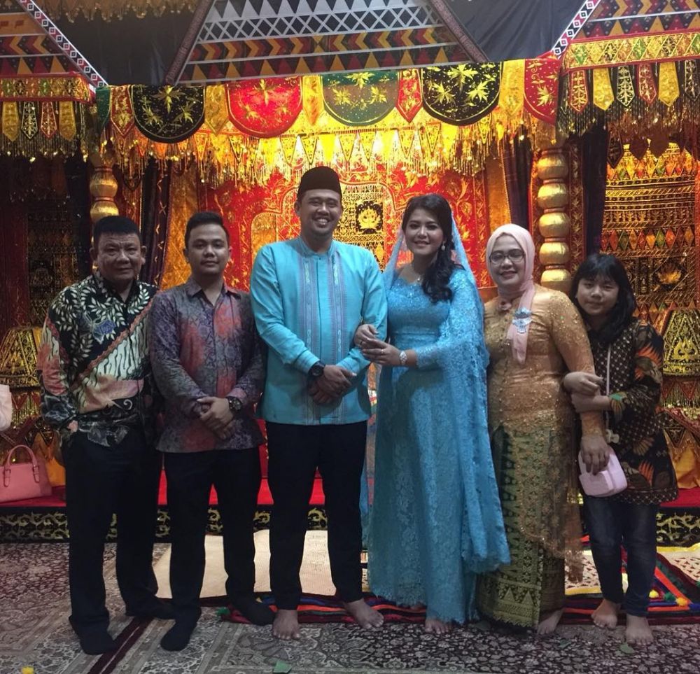 Momen ngunduh mantu 9 seleb, Danang D�Academy usung adat Osing
