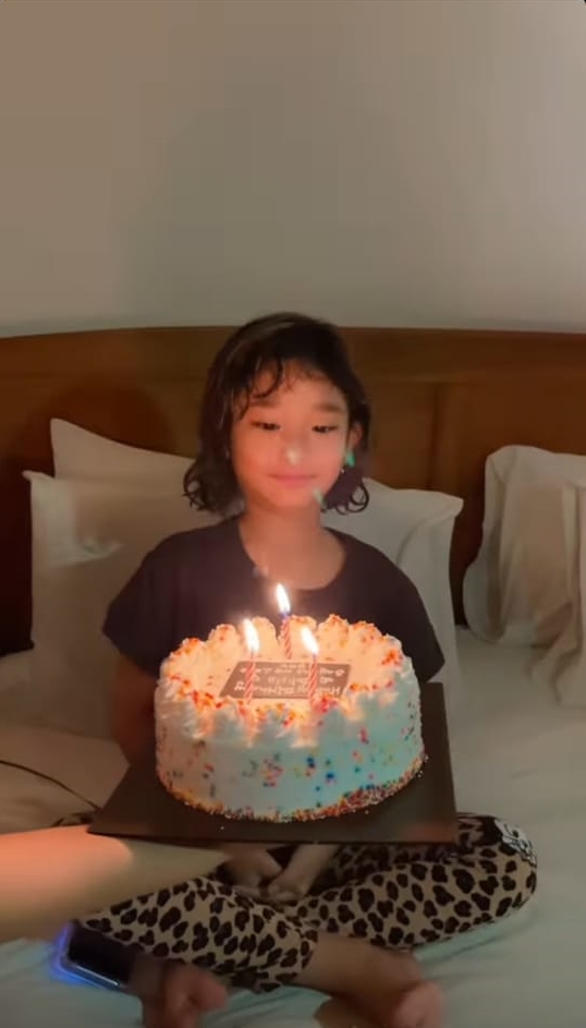 9 Momen kejutan ultah Bilqis anak Ayu Ting Ting, dirayakan di Bali